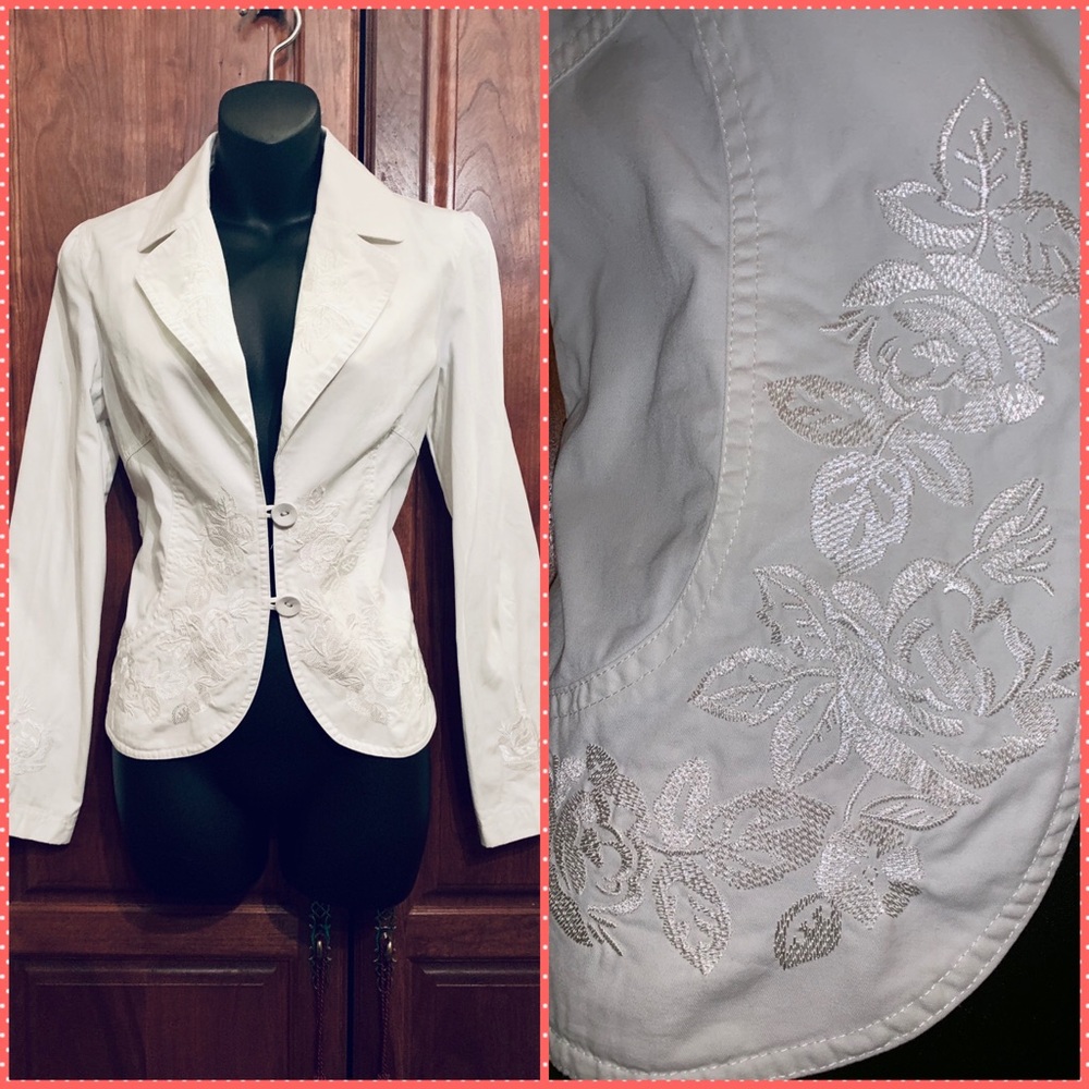 White Embroidered Embroidery Blazer Jacket WHBM